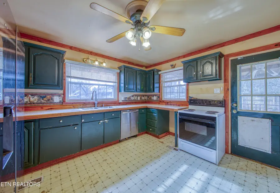 2205 Madison Rd, Knoxville, TN 37912 - Image #3