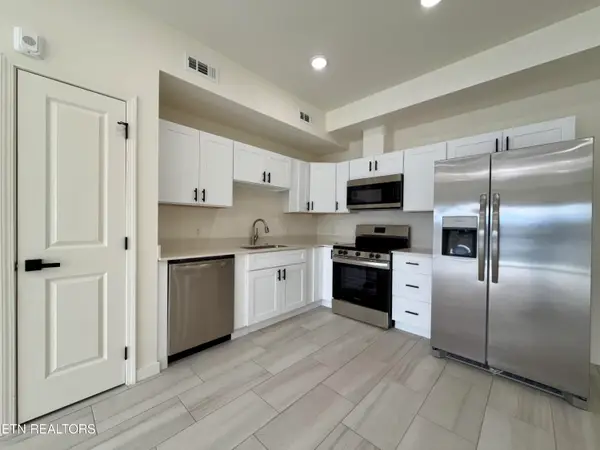 129 Sugarfoot Way #302, Pigeon Forge, TN 37863