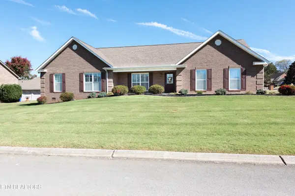 1961 Emma Lane, Maryville, TN 37803