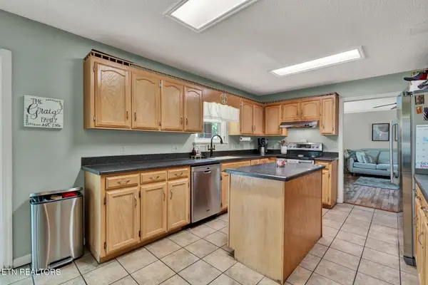 446 NE Hickory Hills Drive, Cleveland, TN 37312