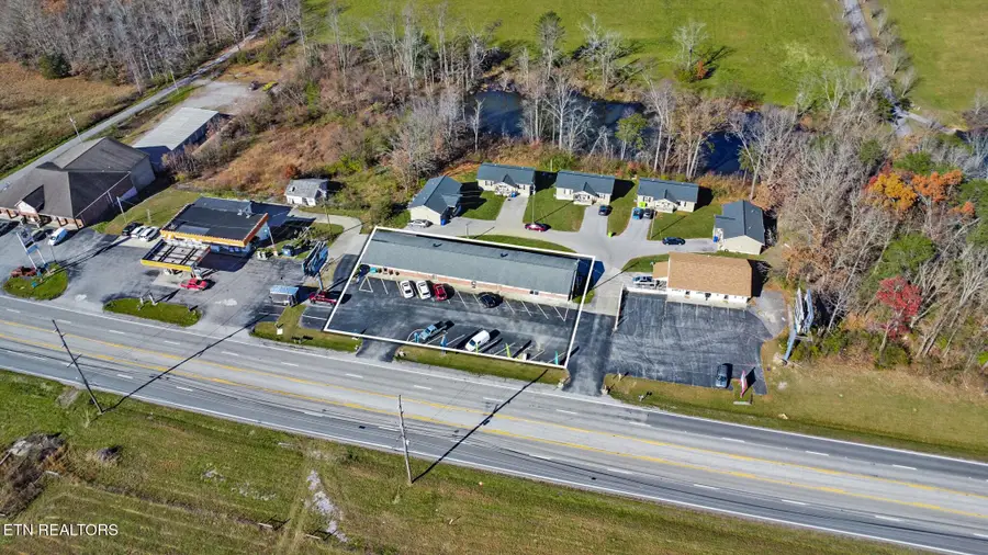 801 Peavine Rd, Crossville, TN 38571 - Image #2