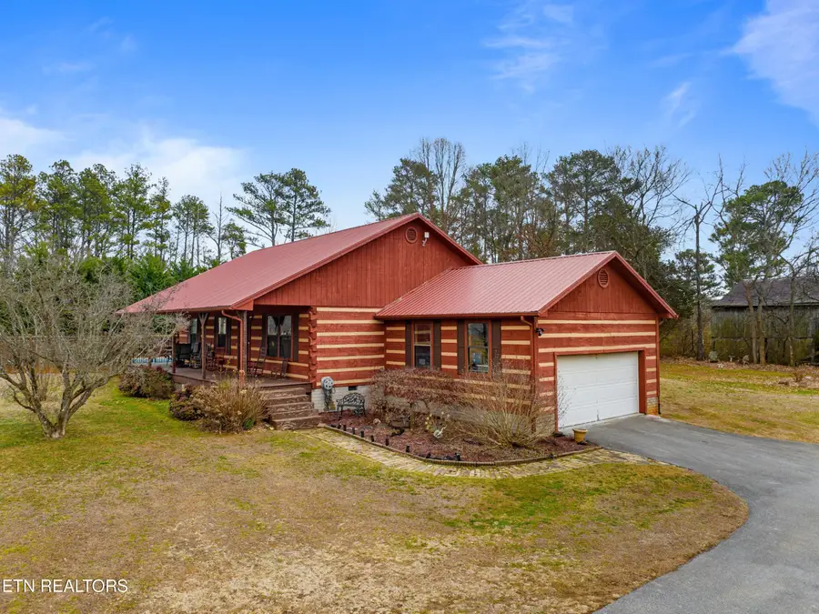 855 Chestnut Grove Circle, Dandridge, TN 37725 - #2