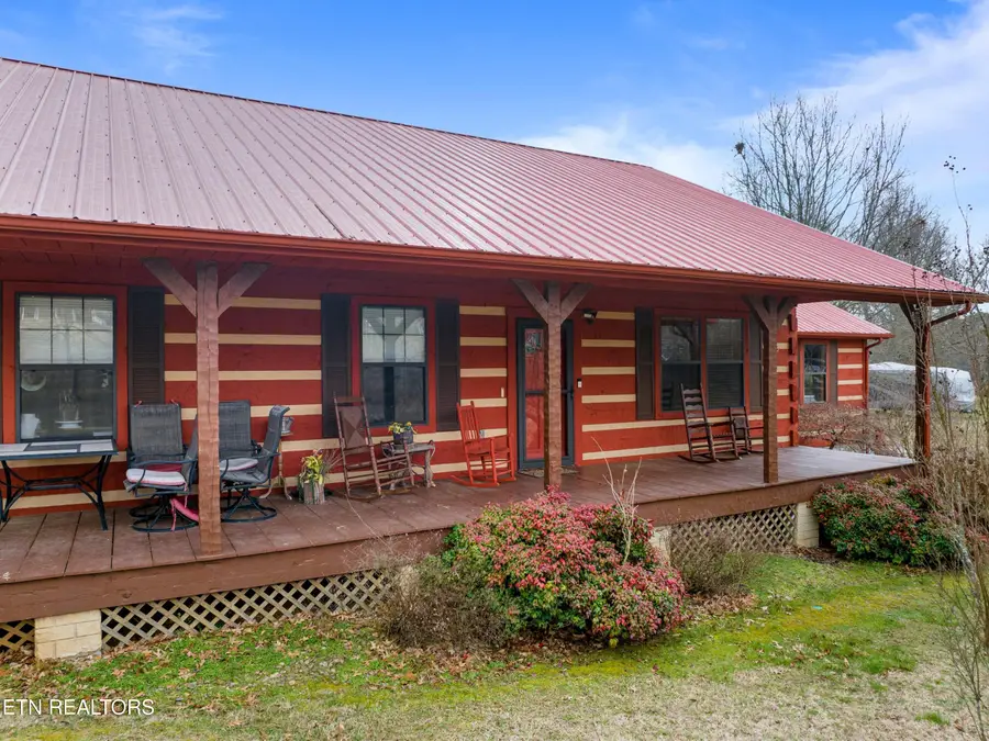 855 Chestnut Grove Circle, Dandridge, TN 37725 - #3