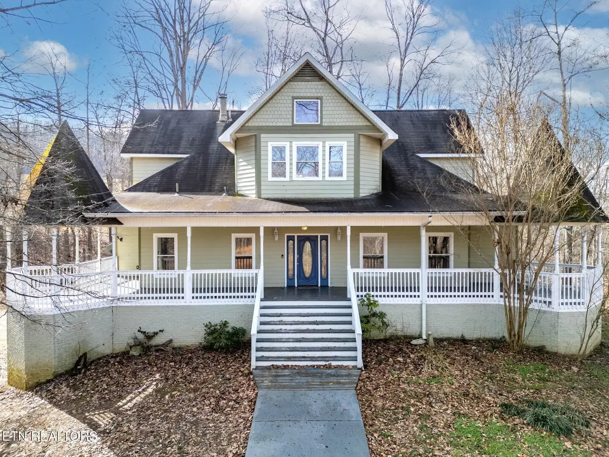 400 Cabbage Cemetery Rd, Washburn, TN 37888 - #1