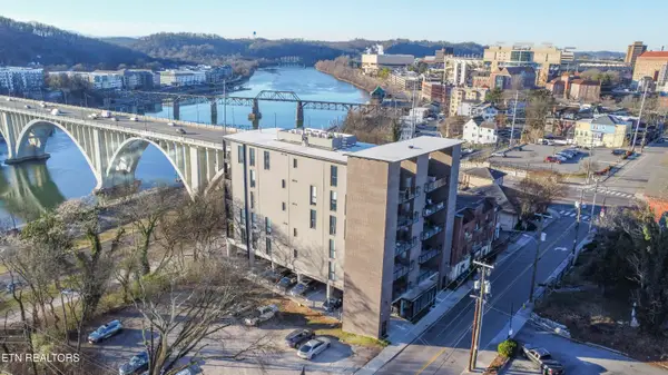 608 W Hill Ave #602, Knoxville, TN 37902