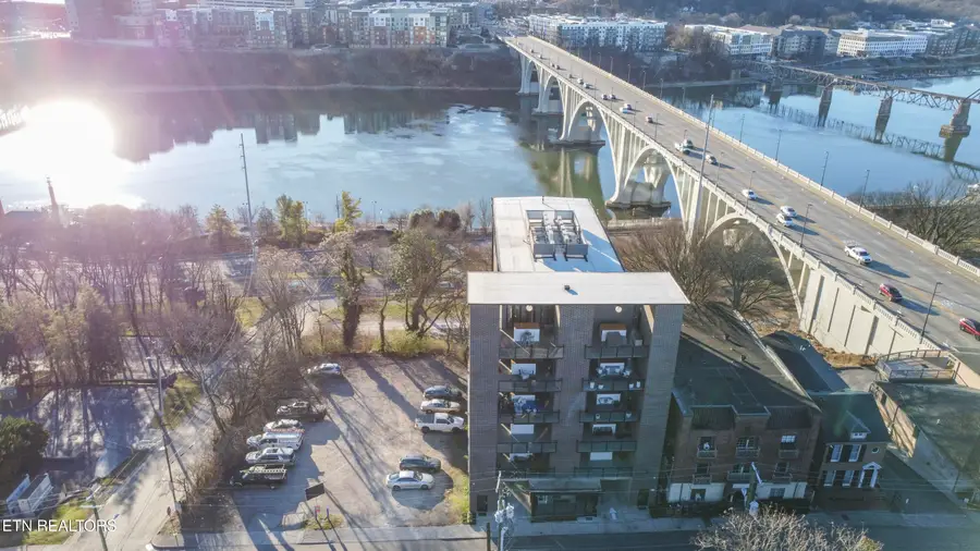 608 W Hill Ave #602, Knoxville, TN 37902 - Image #2