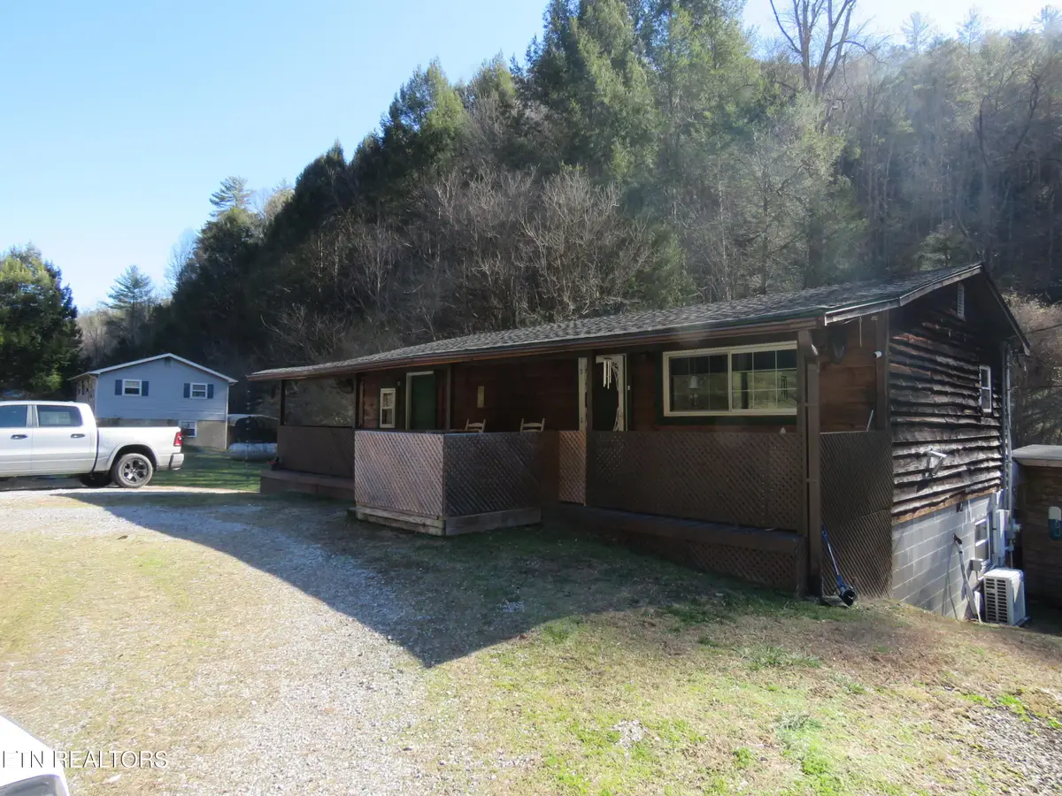 446 Lovers Lane, Townsend, TN 37882 - Image #1