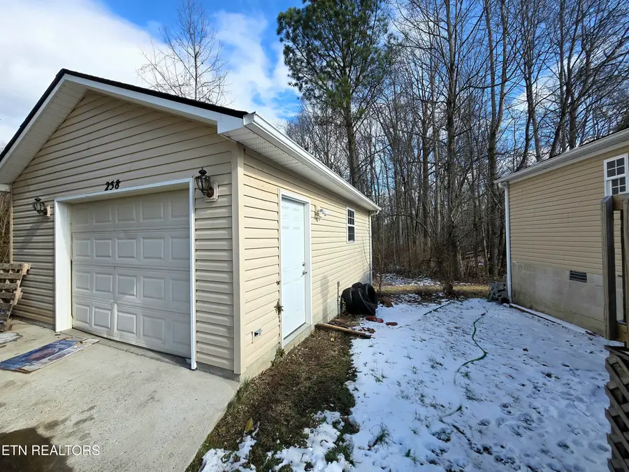 258 Dartmoor Drive, Crossville, TN 38558 - Image #3