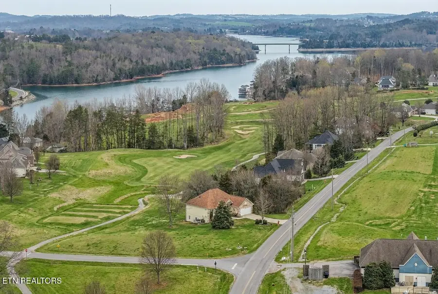 407 Kahite Tr, Vonore, TN 37885 - #3