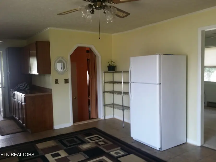 1110 Hickory Flats Rd, Pennington Gap, VA 24277 - #3