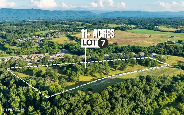 836 Franklin Crossing, Maryville, TN 37804