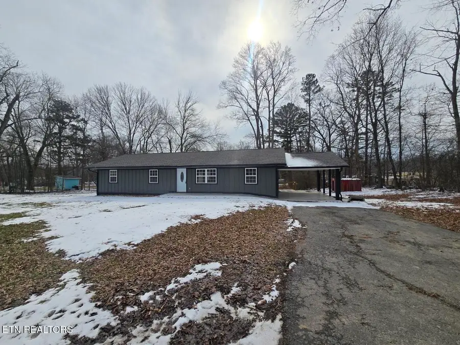 1941 W 3rd Ave, Oneida, TN 37841 - Image #2