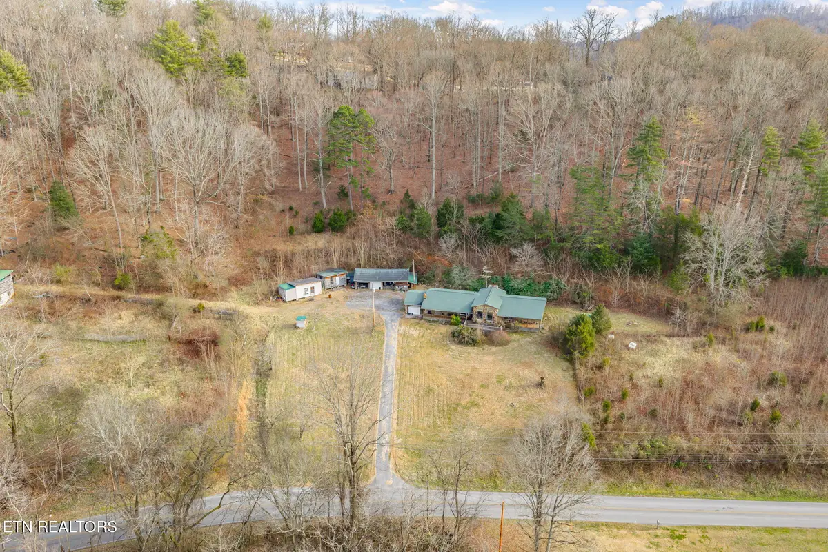 2410 Sugar Grove Valley Rd, Harriman, TN 37748 - #1