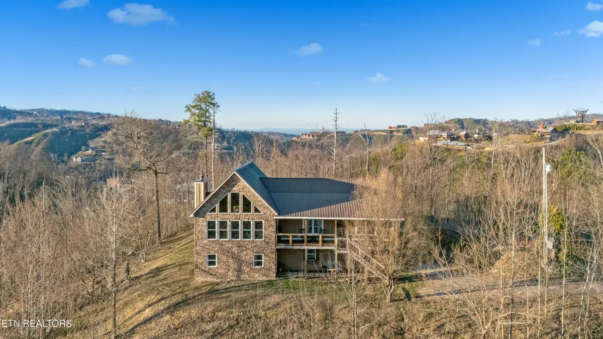 835 Perry Drive, Gatlinburg, TN 37738 - #1