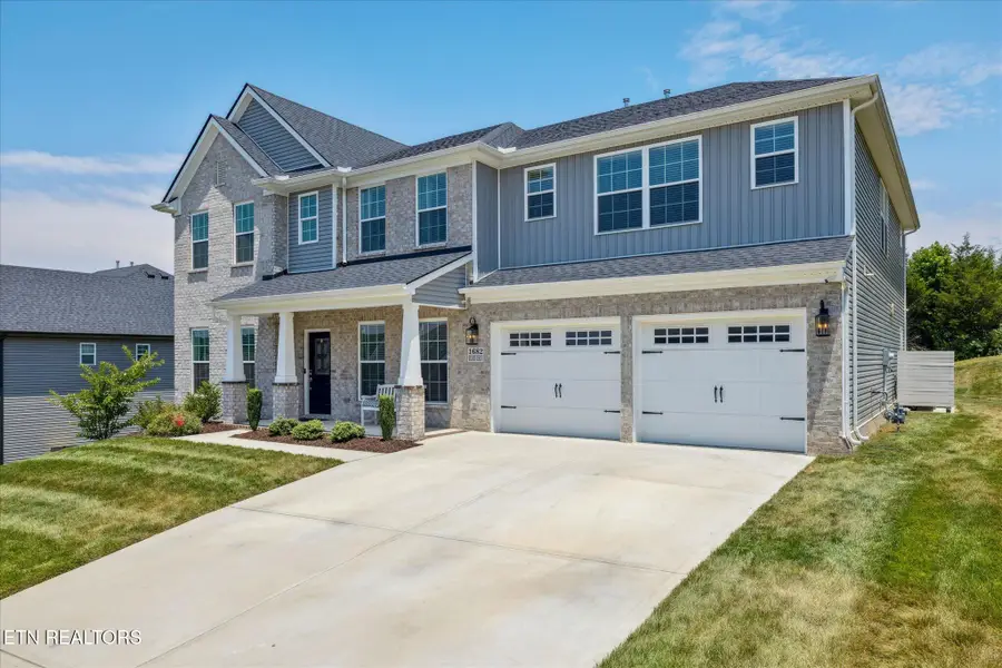 1682 Hickory Reserve Rd, Knoxville, TN 37932 - #2