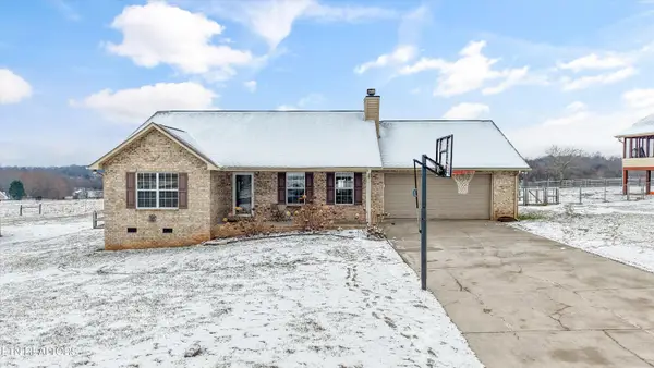 139 Mountain Crest Lane, Greenback, TN 37742