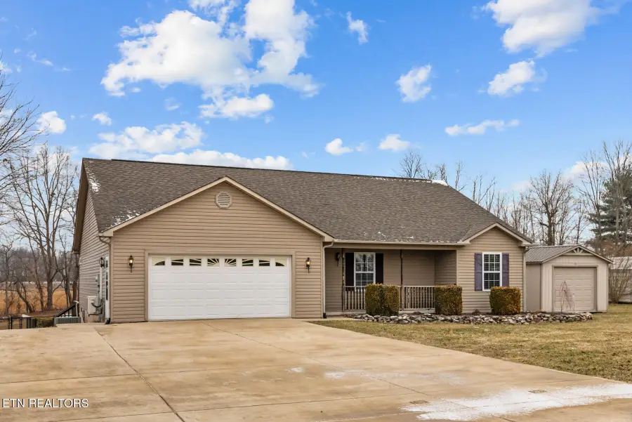 825 Grace Hill Drive, Crossville, TN 38571 - Image #2