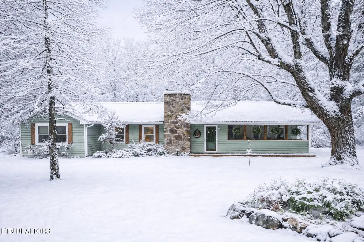 4527 E Scenic Drive, Gatlinburg, TN 37738 - #1