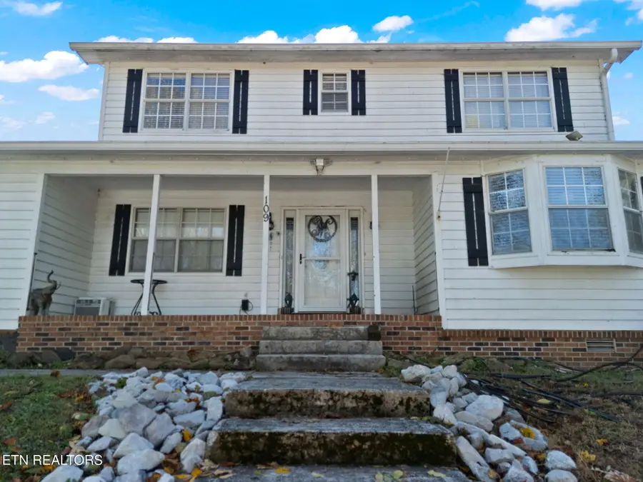 109 Cherry Lane, Jacksboro, TN 37757 - Image #2