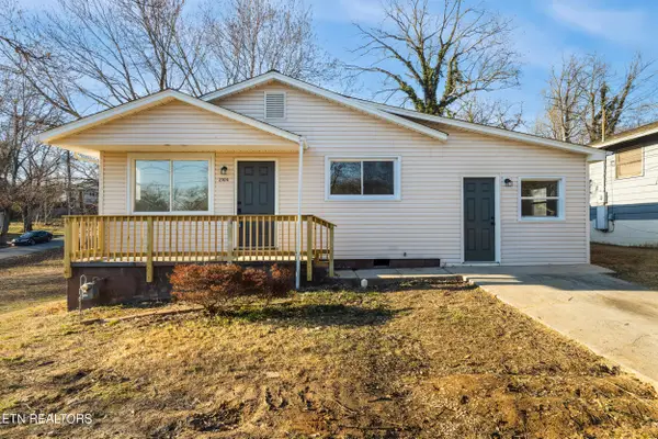 2705 NE Spencer St, Knoxville, TN 37917