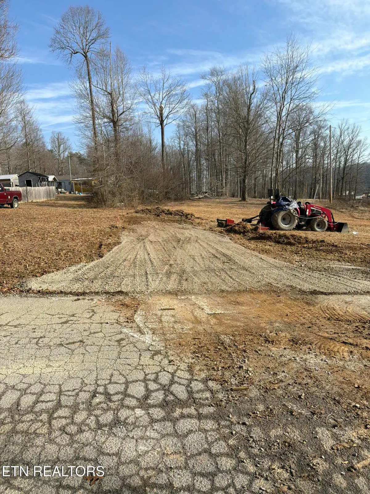 Edgewood Blvd, Oneida, TN 37841 - #1