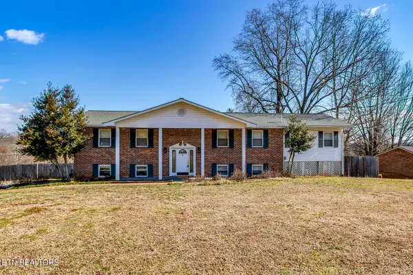 127 Scenic Lake Drive, Harriman, TN 37748