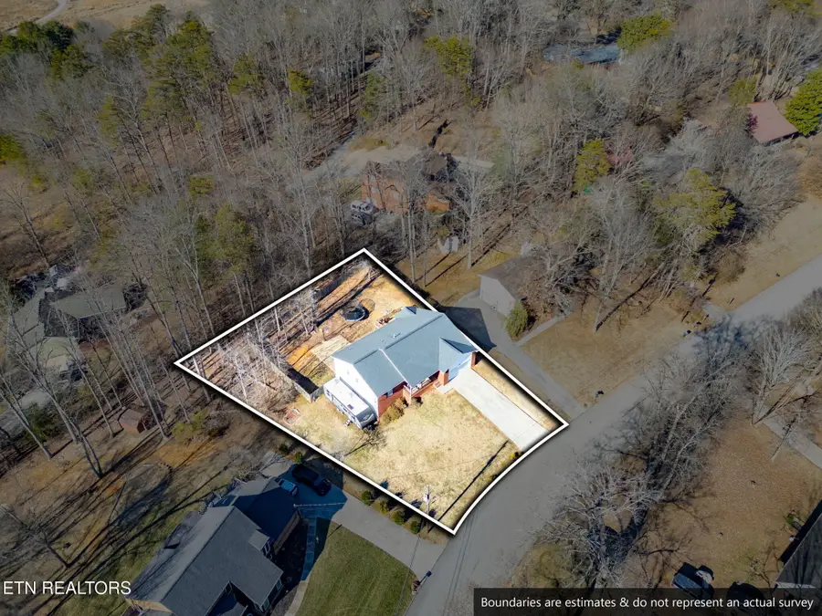 1528 N Courtney Oak Lane, Knoxville, TN 37938 - Image #2