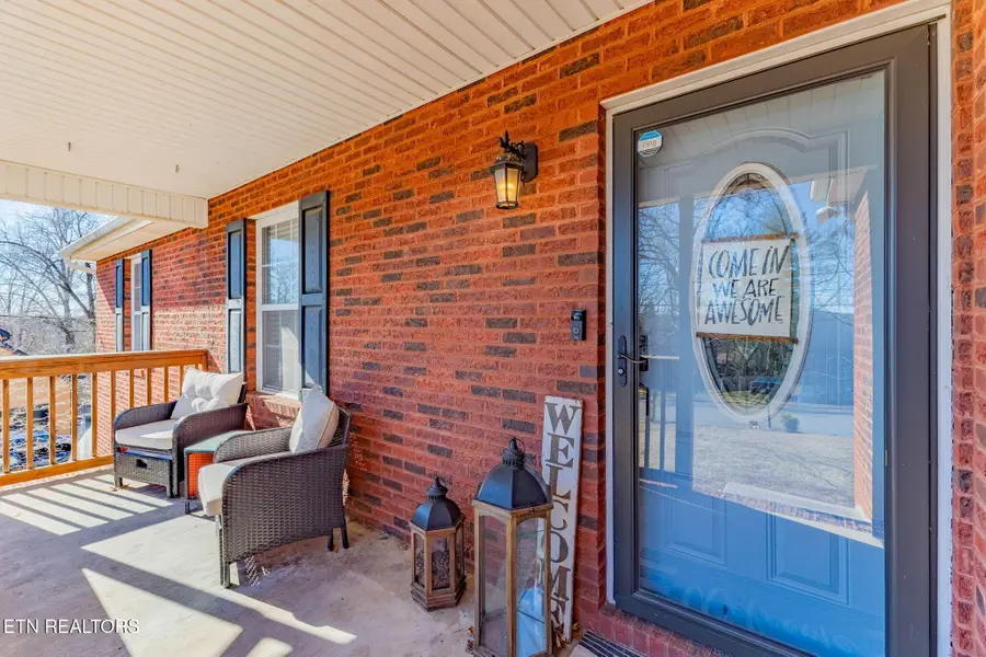 1528 N Courtney Oak Lane, Knoxville, TN 37938 - Image #3