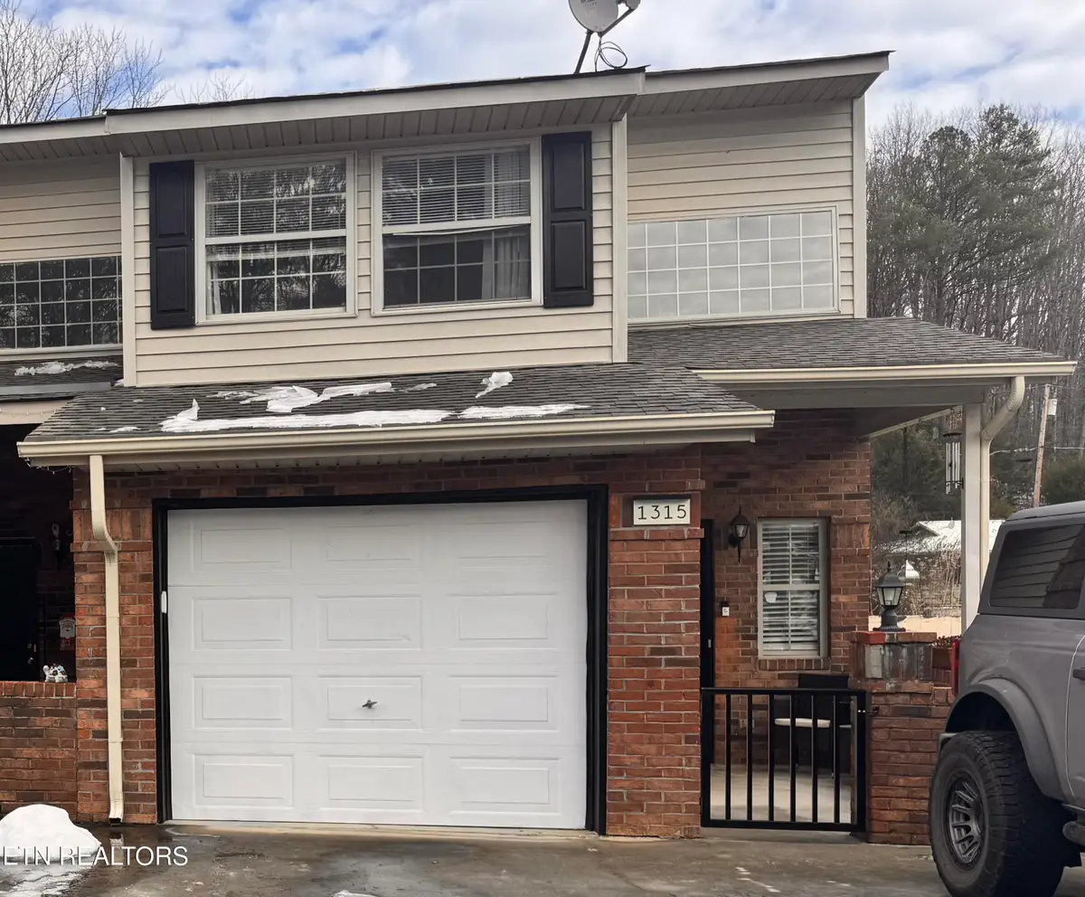 1315 Mountain Meadows Way #8, Sevierville, TN 37862 - #1