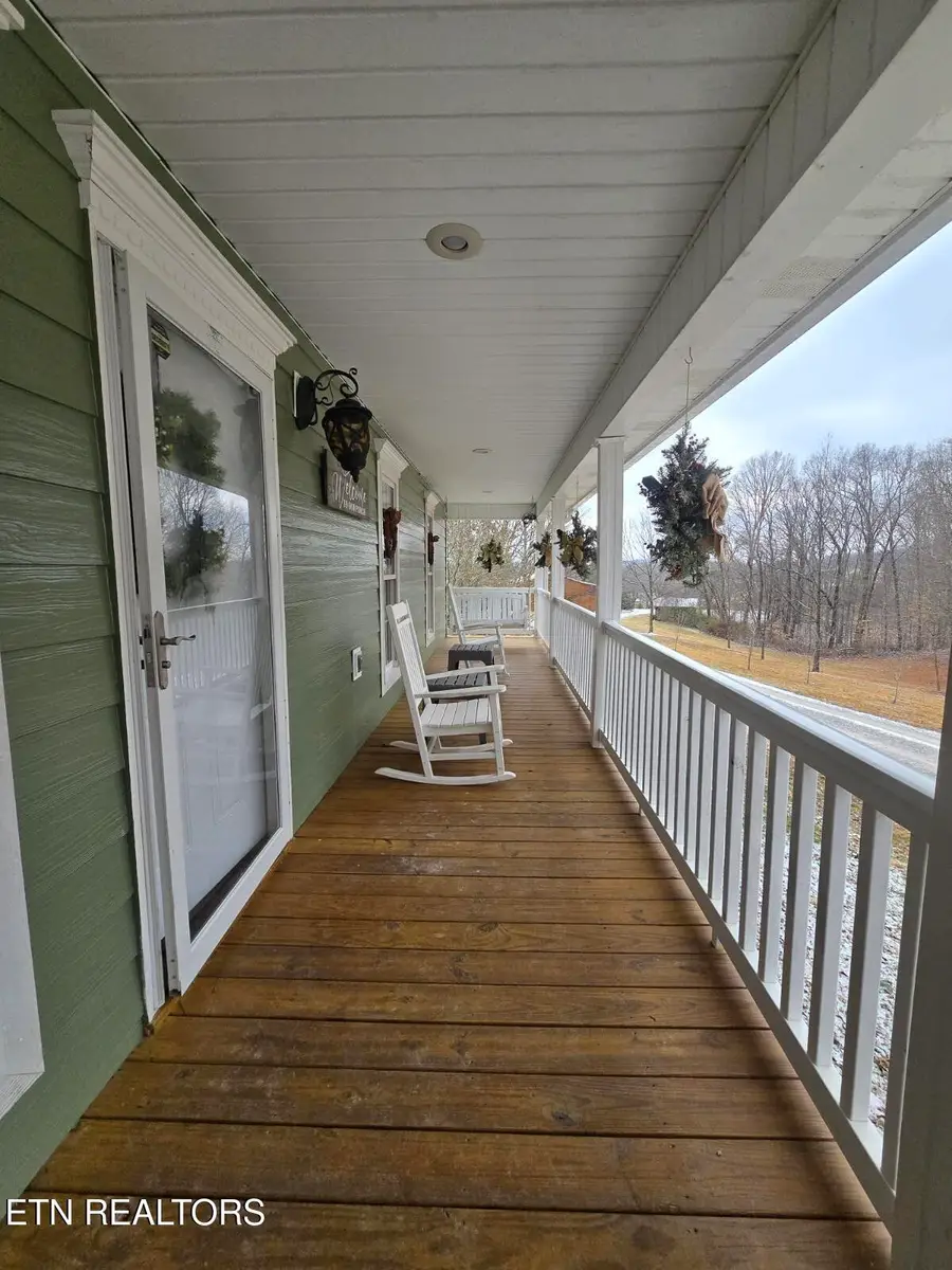 337 W Monticello Pike, Huntsville, TN 37756 - #3