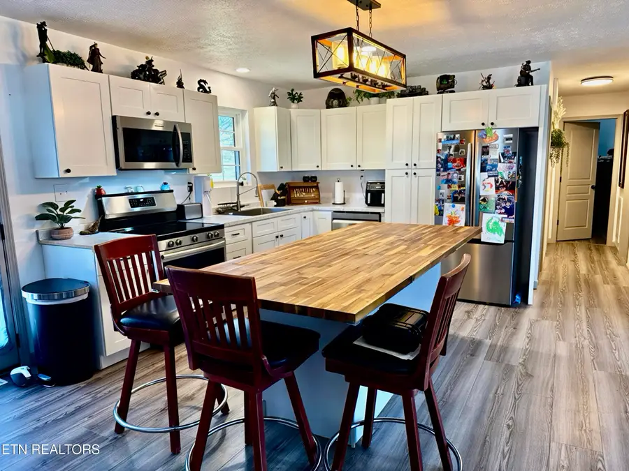 518 Fairfield Drive, Newport, TN 37821 - #2