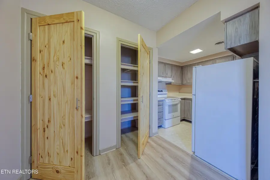 1211 Highland Ave #206, Knoxville, TN 37916 - Image #3