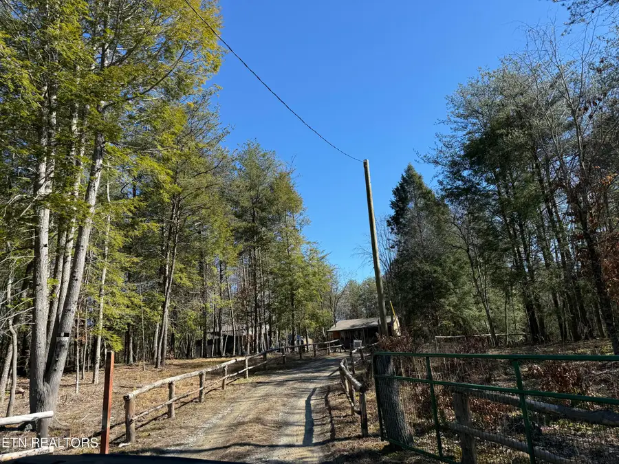 837 Murphy Lane, Crawford, TN 38554 - #2