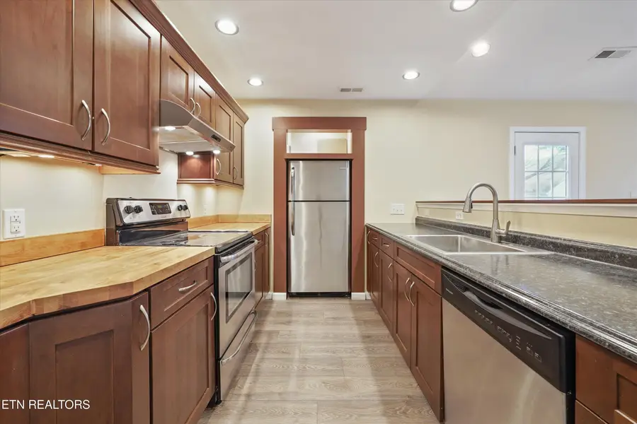 5200 NE Heins Rd, Knoxville, TN 37918 - Image #3