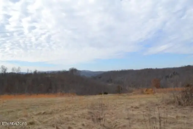 129 Rushing Springs Rd, Monterey, TN 38574 - #1