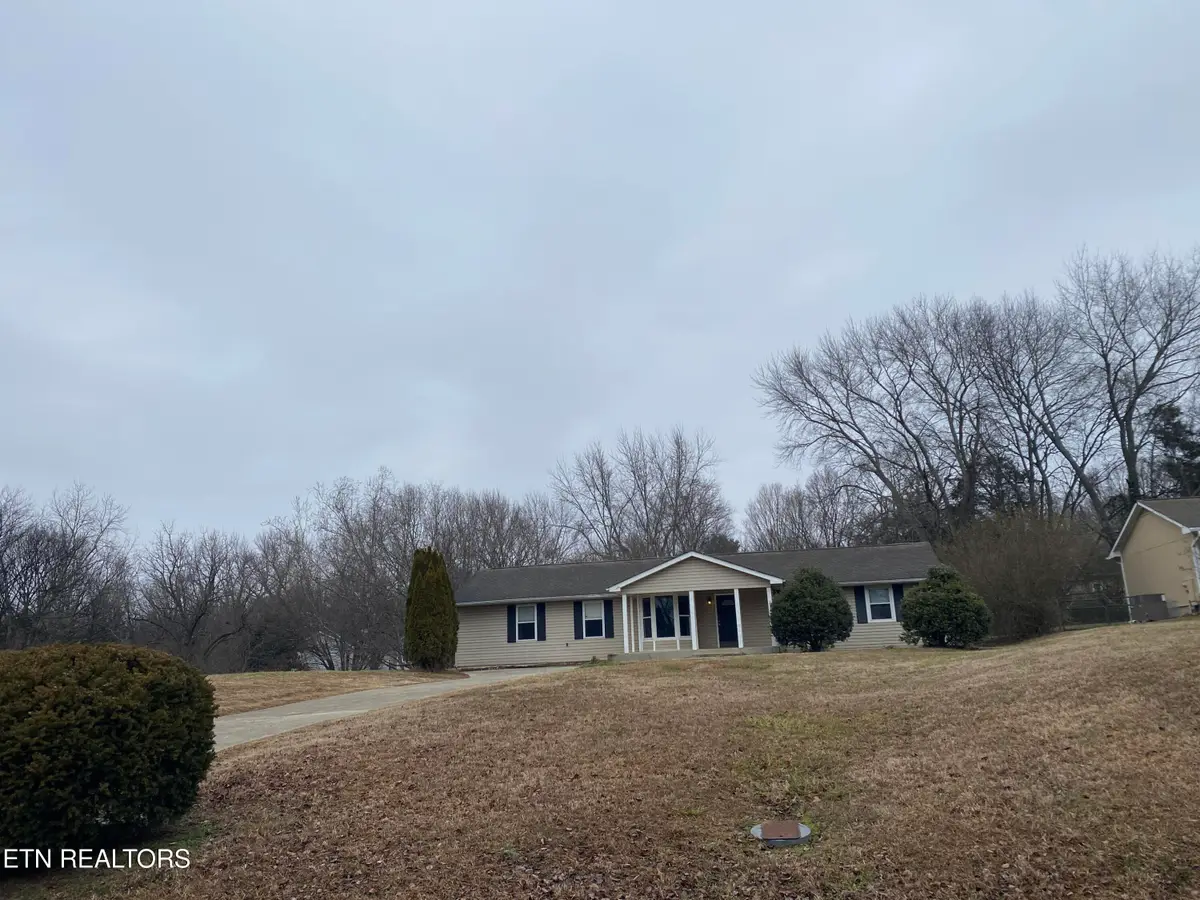 10233 Misty Brook Lane, Knoxville, TN 37922 - Image #1