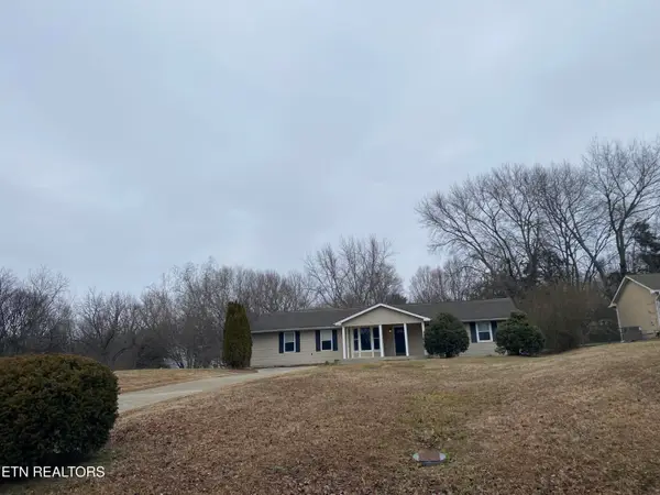 10233 Misty Brook Lane, Knoxville, TN 37922