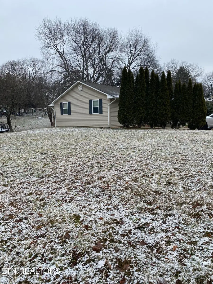 10233 Misty Brook Lane, Knoxville, TN 37922 - Image #2