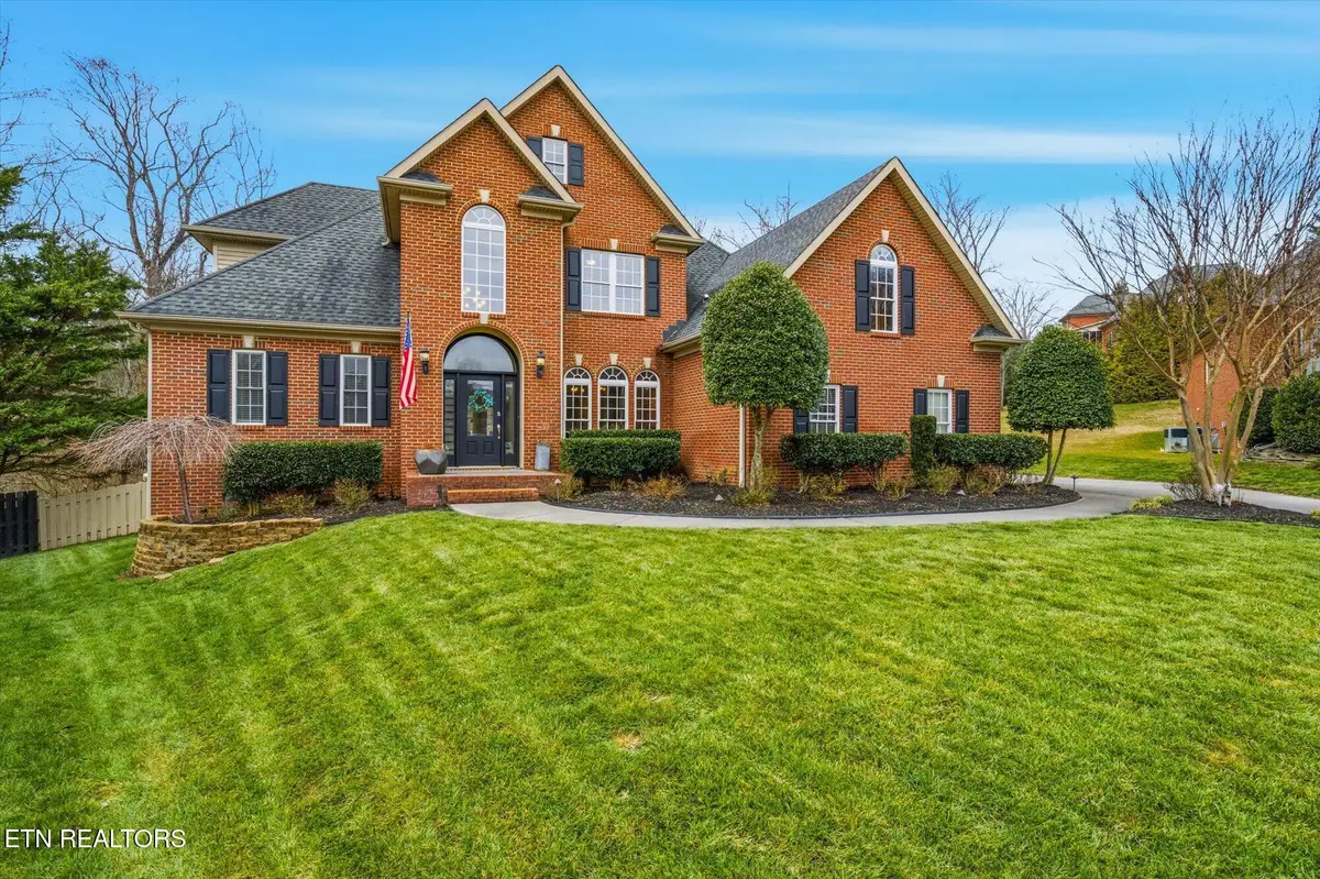 9728 Valley Woods Lane, Knoxville, TN 37922 - Image #1