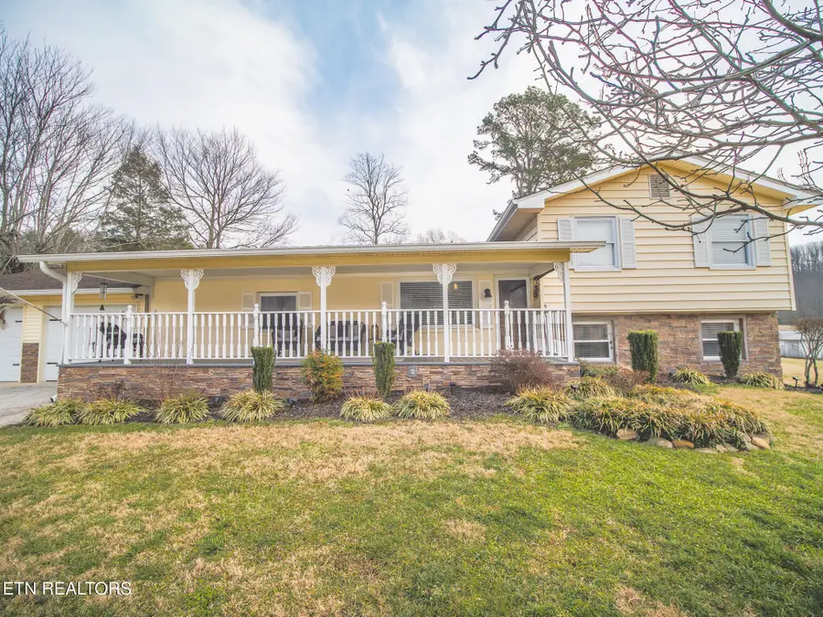 143 Shady Rd, Oliver Springs, TN 37840 - Image #3