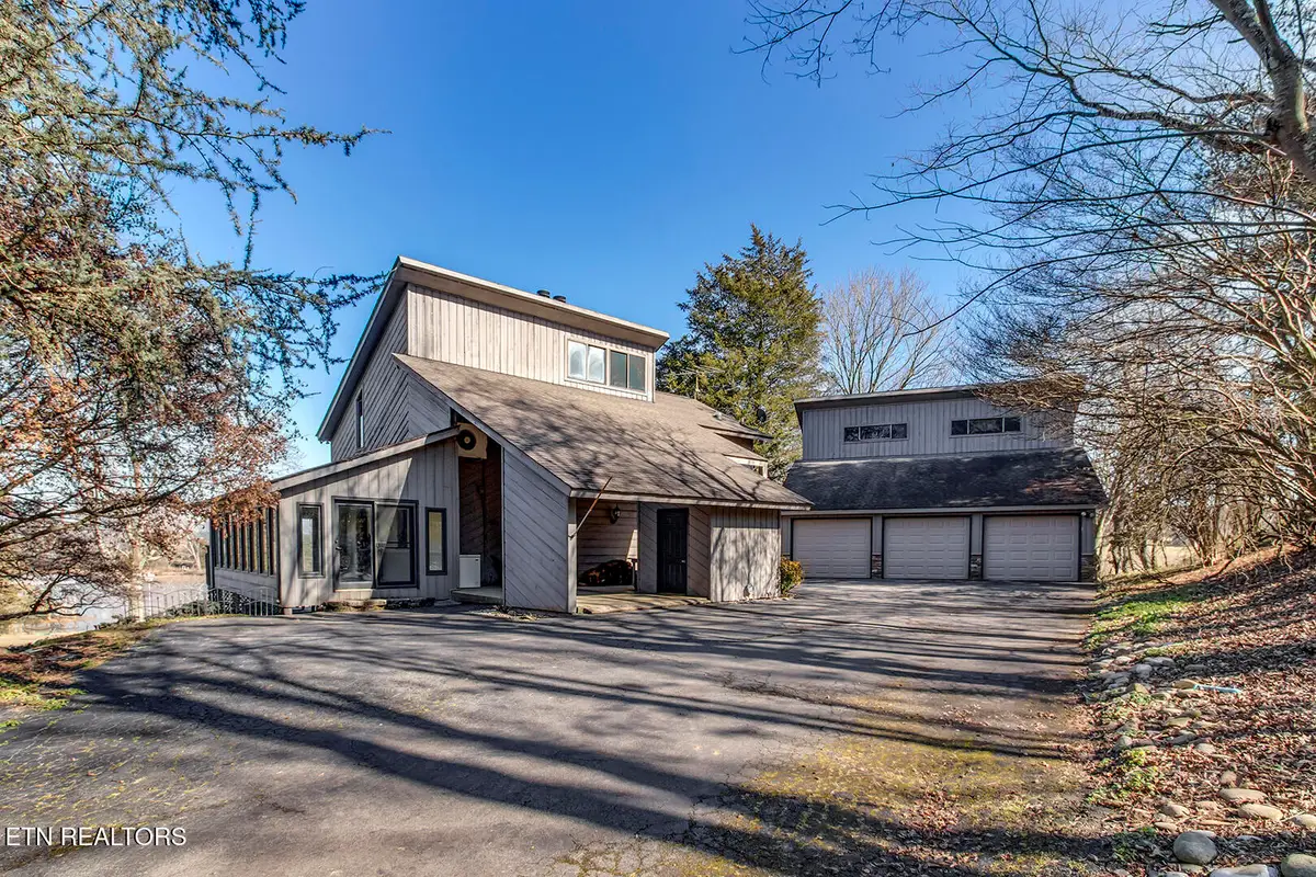 2092 Lakewood Drive, Loudon, TN 37774 - #1