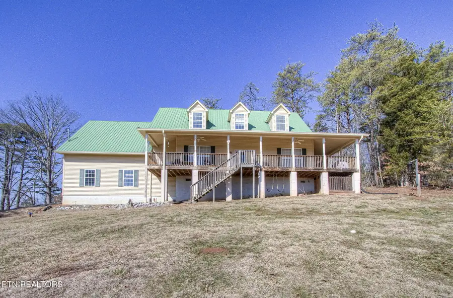 2117 Smith School Rd, Strawberry Plains, TN 37871 - #2