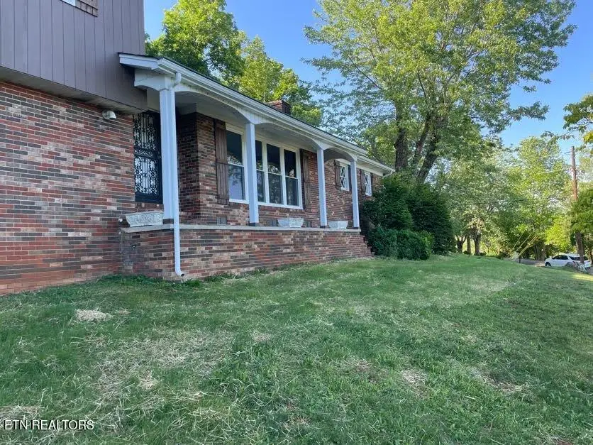 461 Baker Mountain Rd, Sparta, TN 38583 - #1