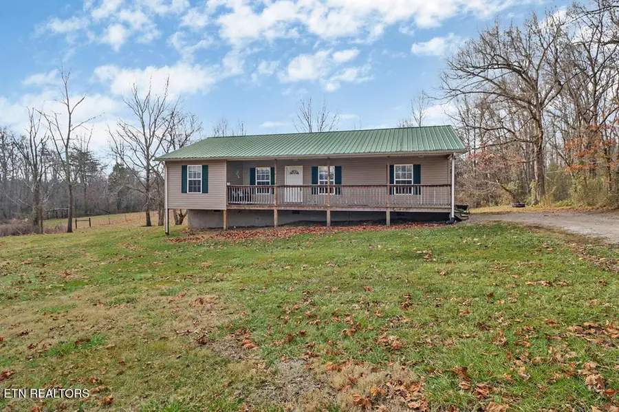660 E Rock Quarry Rd, Clarkrange, TN 38553 - #2