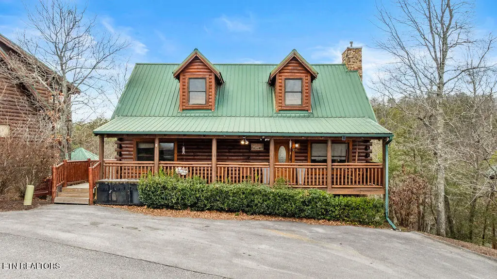 3306 Kestrel Way, Pigeon Forge, TN 37863 - #1