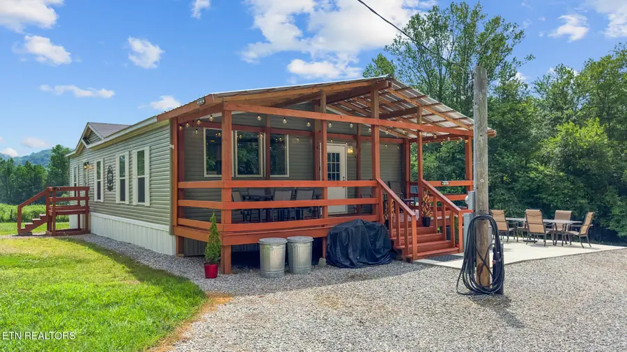 3329 Stinking Creek Rd, Pioneer, TN 37847 - #3