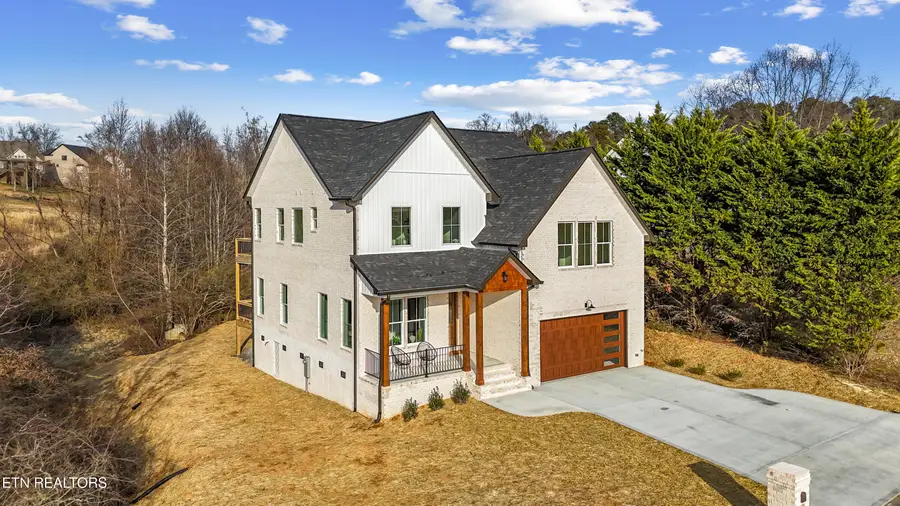 4433 Christine Lynnae St, Knoxville, TN 37938 - #2