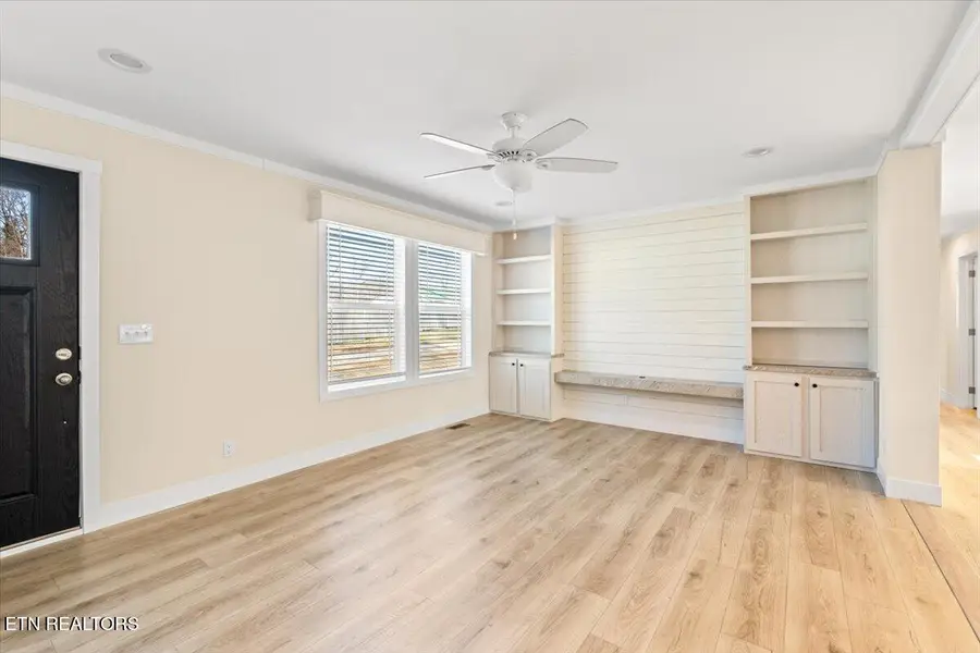 351 Mcdeerman Rd, Jacksboro, TN 37757 - #3