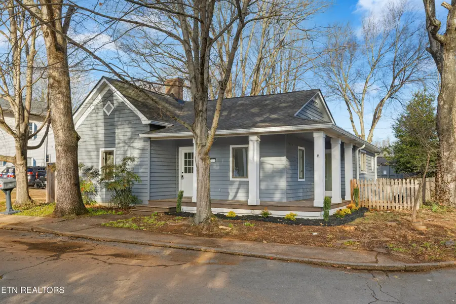 700 Wharf St, Loudon, TN 37774 - #3