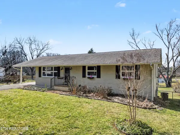 209 Wakefield Rd, Knoxville, TN 37922